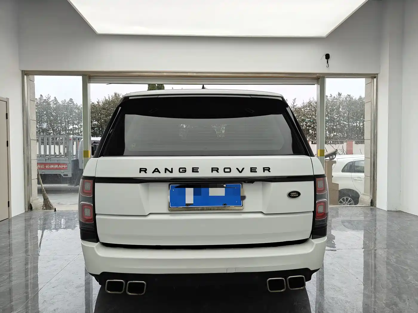 LAND ROVER RANGE ROVER