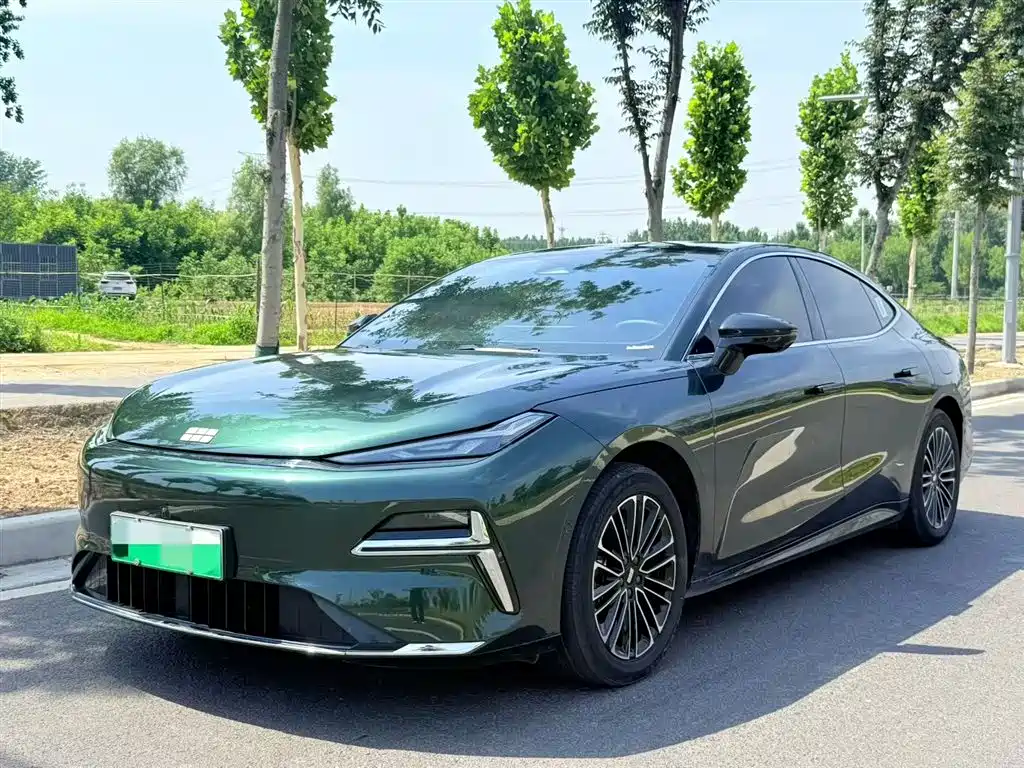 Geely Galaxy Galaxy Xingyao 8 2025 130km EM-i Premium Edition