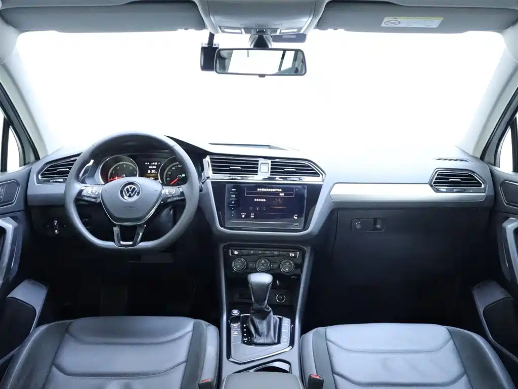 Volkswagen Tiguan L 2020 330TSI Auto 2WD Panorama Comfort China VI фото 13