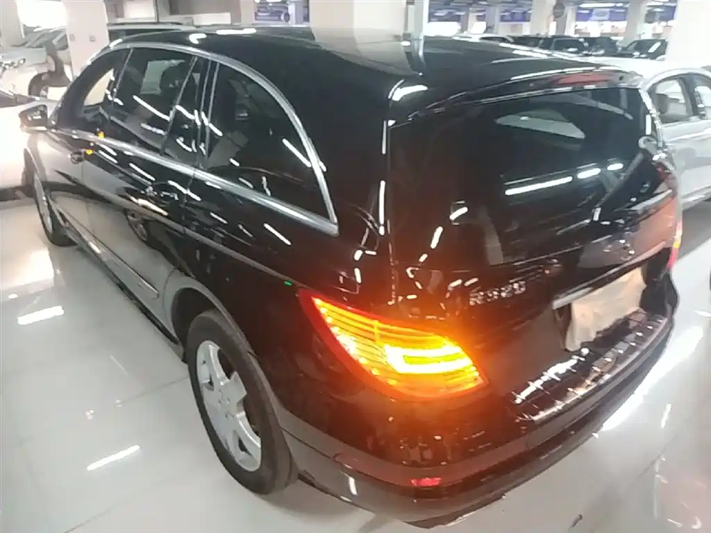 Mercedes-Benz R-Class 2015 R 320 4MATIC Luxury фото 5