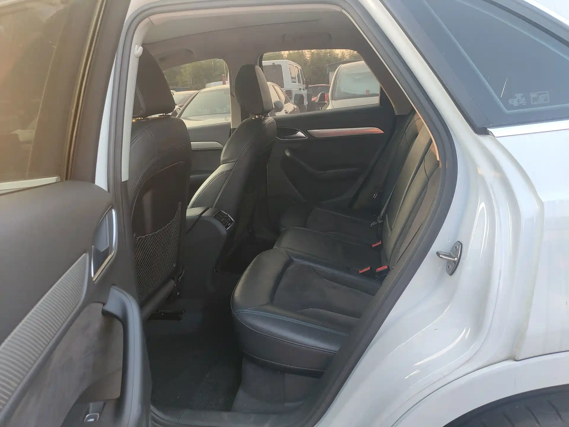 Photo 7 - Audi Q3