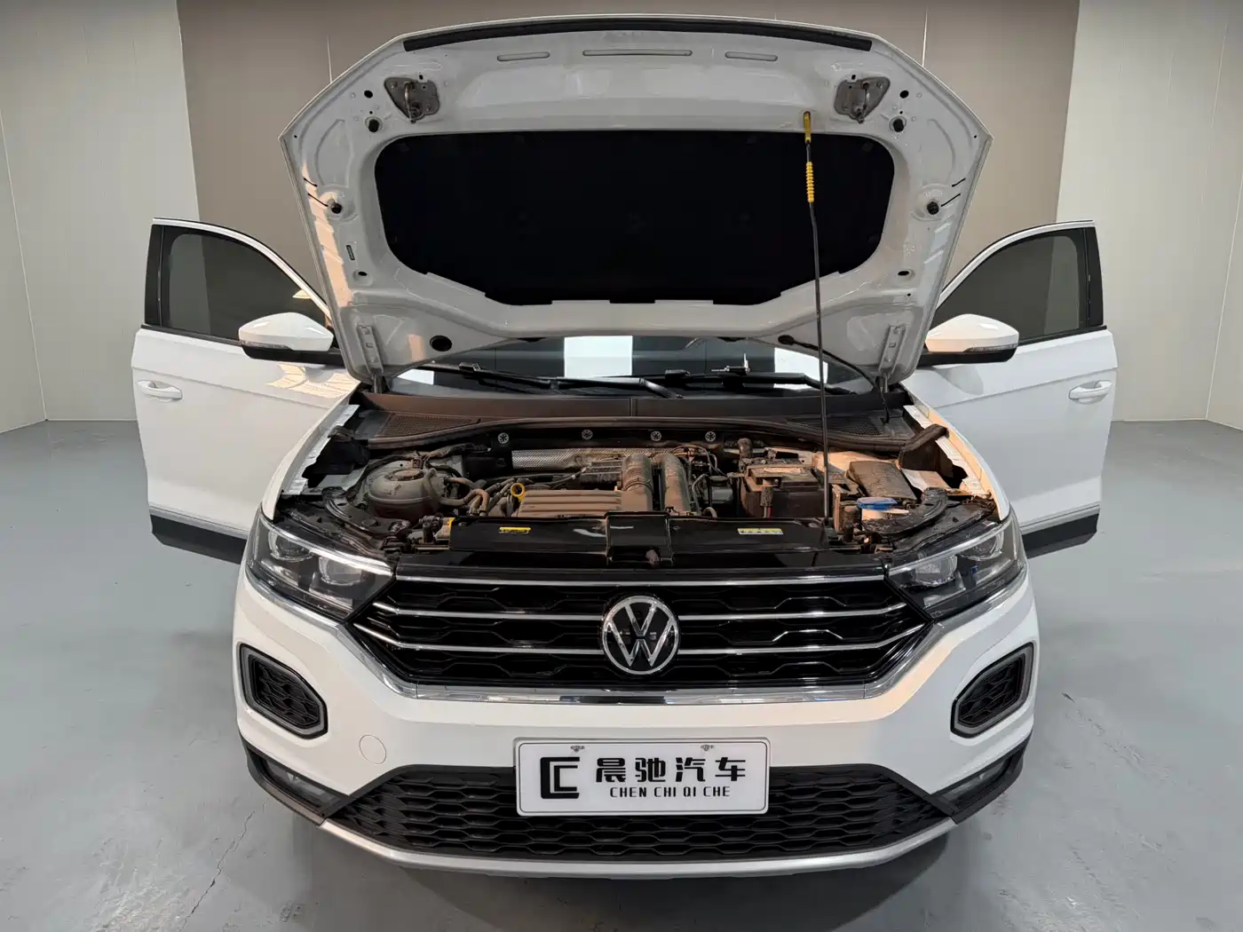 VOLKSWAGEN T ROC EXPLORING SONGS