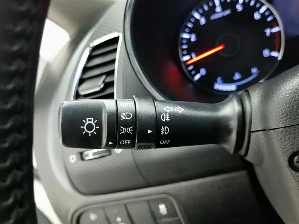 Kia K3 2013 1.6L Automatic Premium фото 21