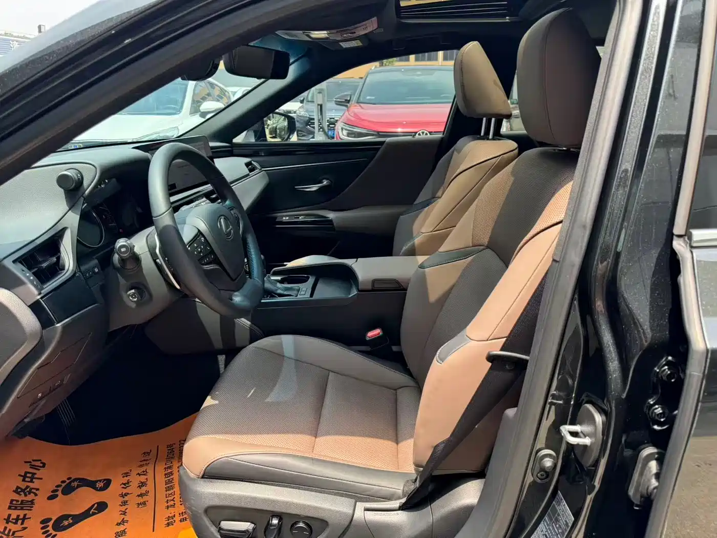 Lexus ES 2023 200 Excellence Edition фото 4