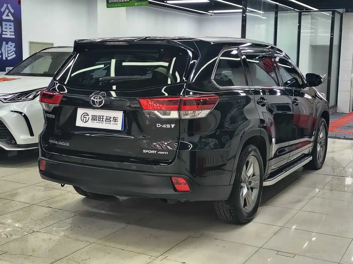 TOYOTA HIGHLANDER
