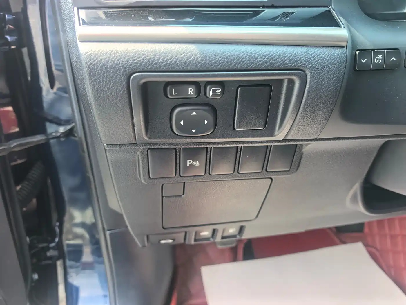 Lexus ES 2015 200 Elite Edition фото 15