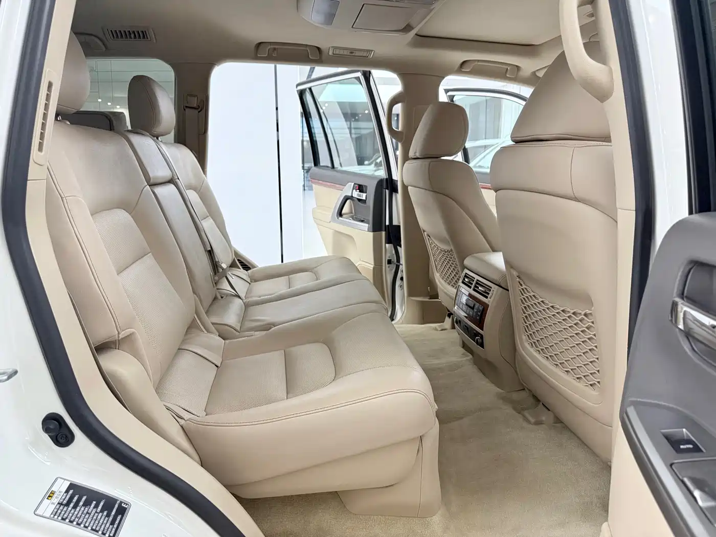 Toyota Land Cruiser 2012 4.6L Automatic VX-R фото 16