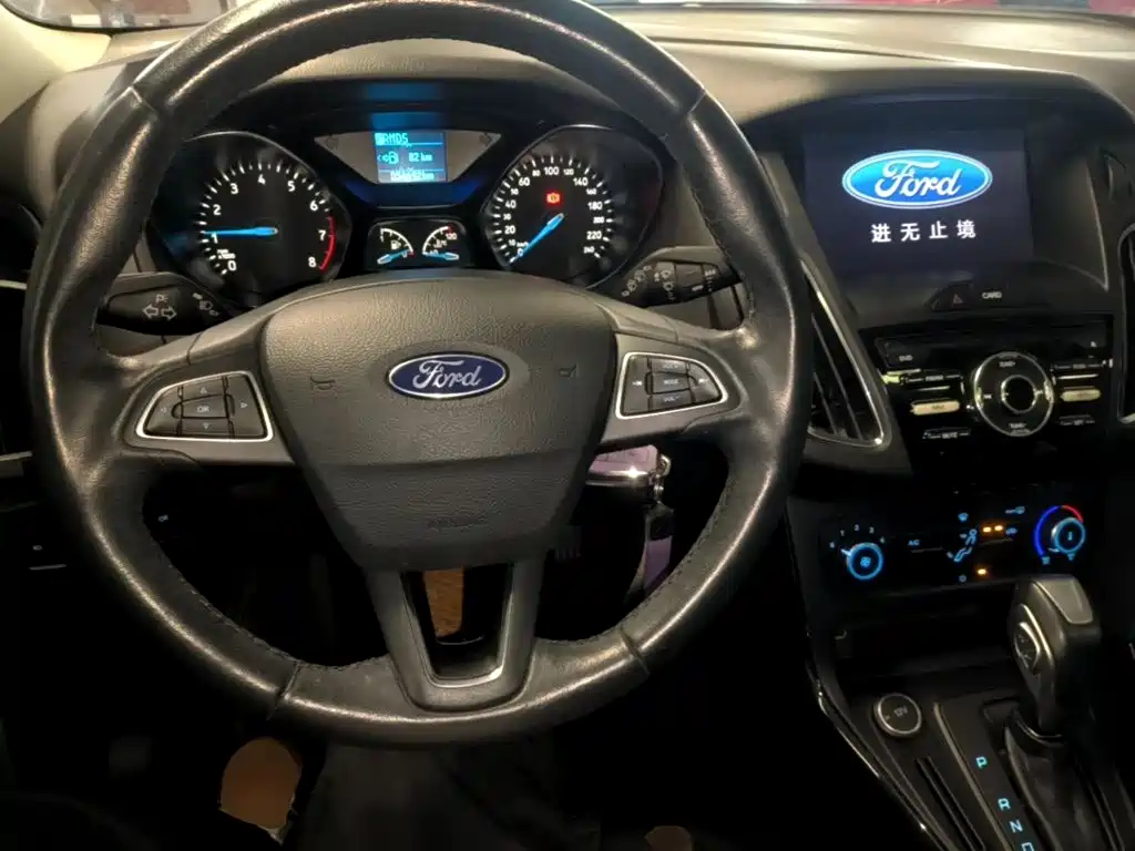 Ford Focus 2019 2018 Hatchback Classic 1.6L Automatic Trend Smart Edition