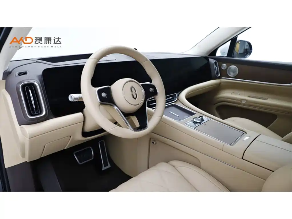 AITO Wenjie AITO M9 2025 Extended Range Max 52kWh 6-Seater фото 6