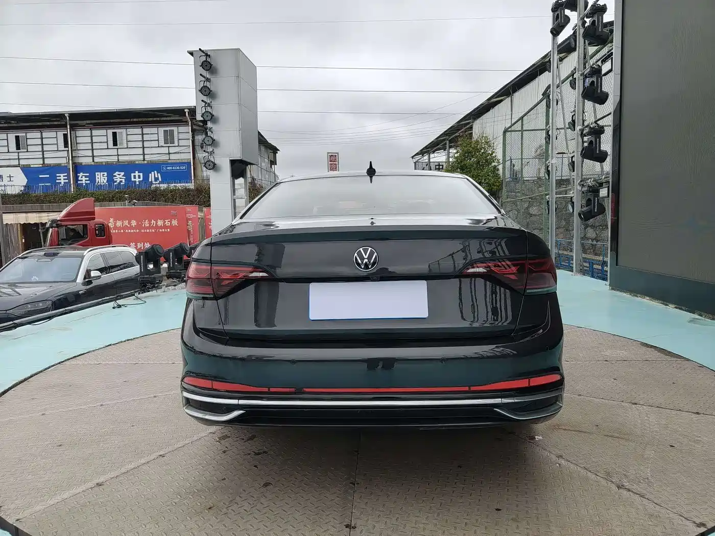 Volkswagen Sagitar 2023 Model Year 200TSI DSG Surpass Edition фото 12
