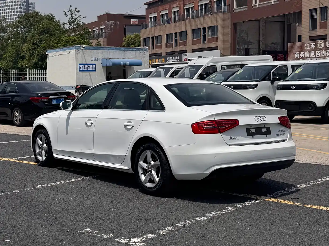Audi A4L 2013 35 TFSI Automatic Standard фото 6