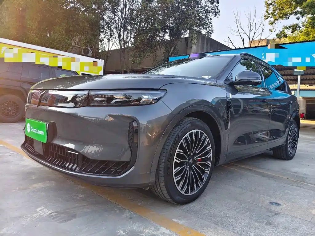 Similar car