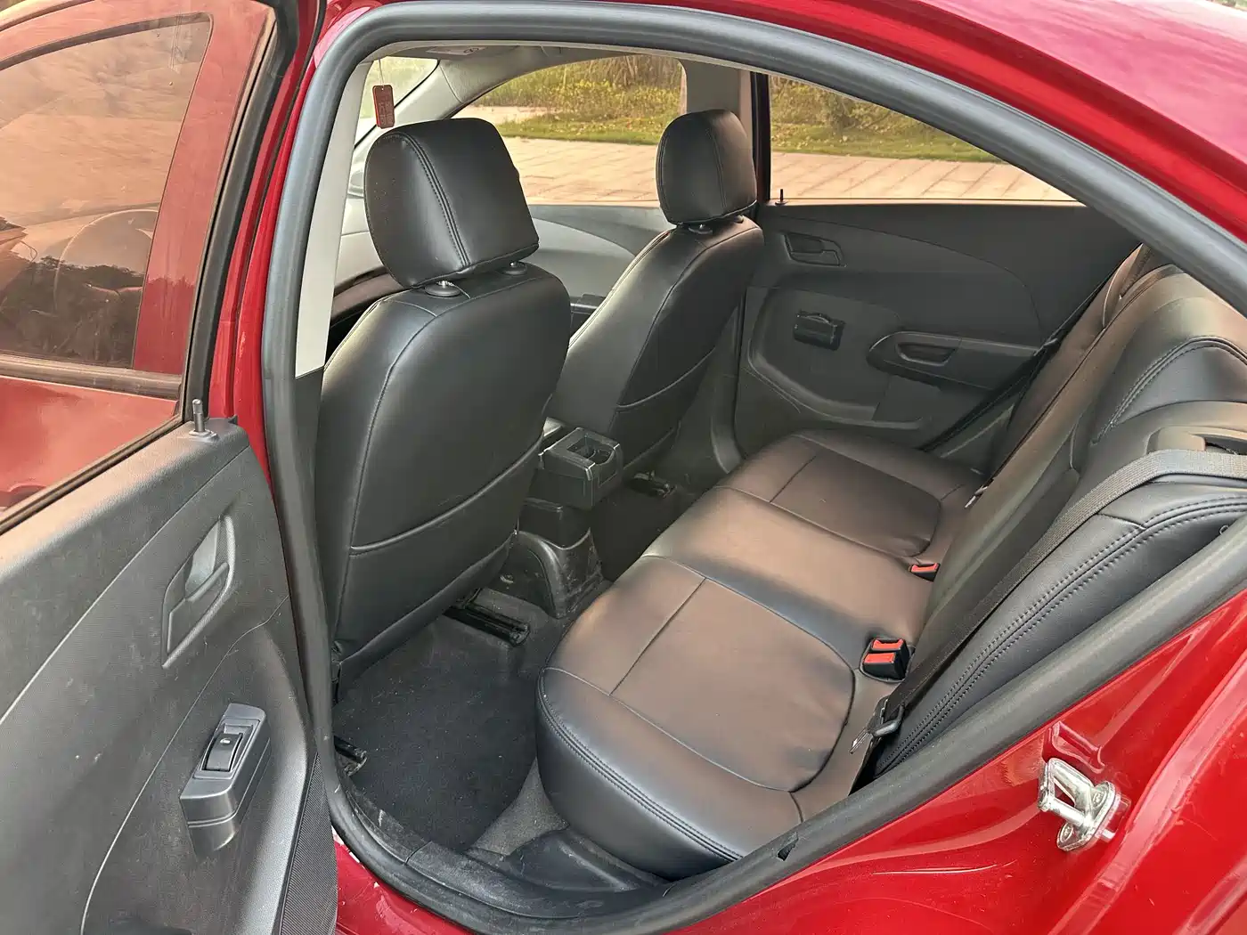 Chevrolet Aveo 2015 2014 Sedan 1.4SL MT Luxury Edition
