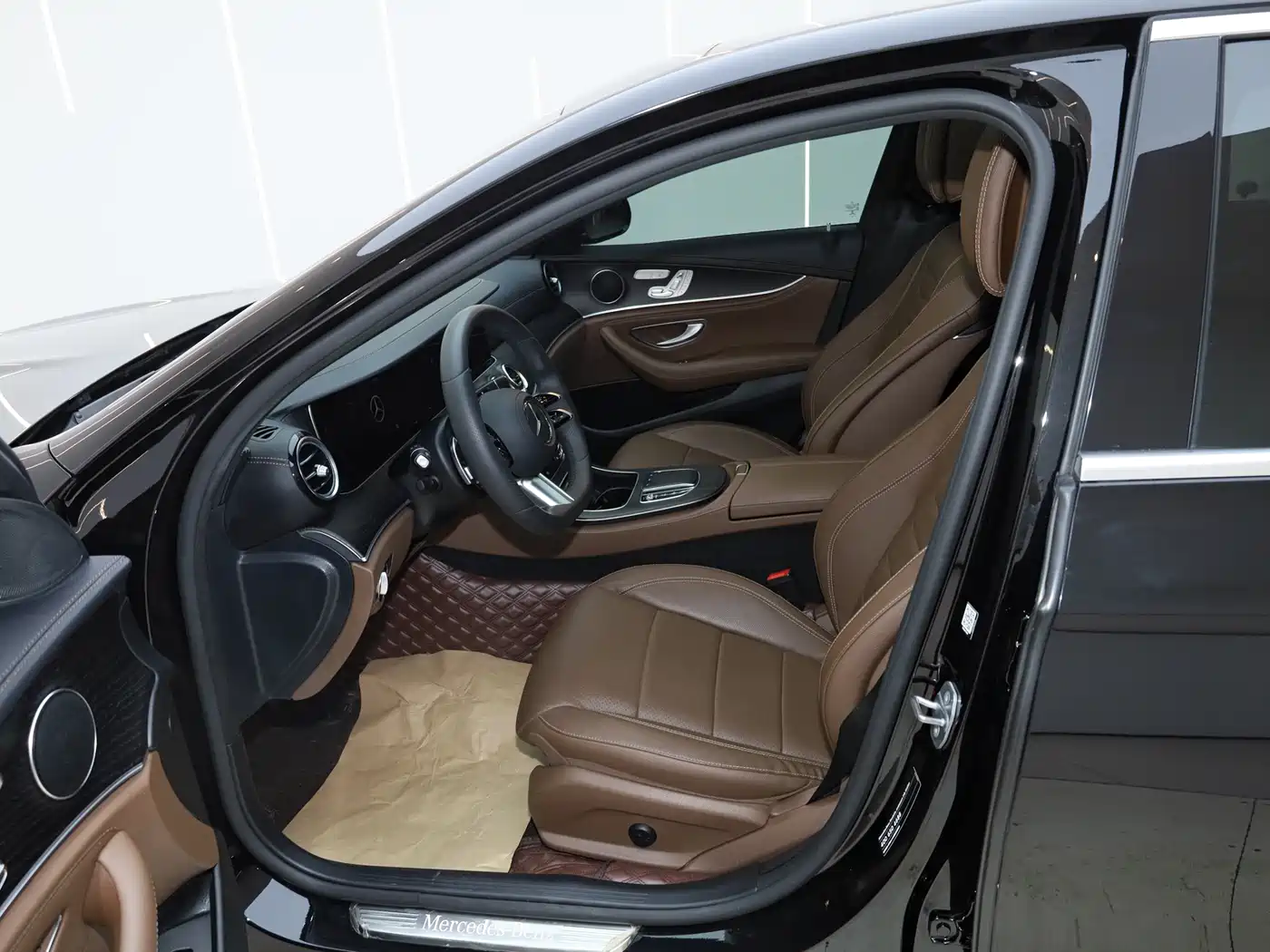 Mercedes-Benz E-Class 2021 Facelift E 300 L Sport Fashion фото 22
