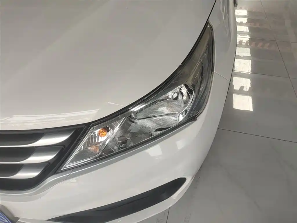 Baojun 310 2018 2016 1.2L Manual Comfort Model