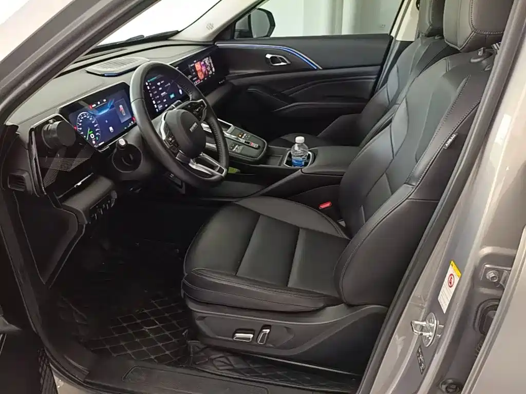 Haval Xiaolong MAX 2023 2023 1.5L Hi4 105 4WD Pilot Edition