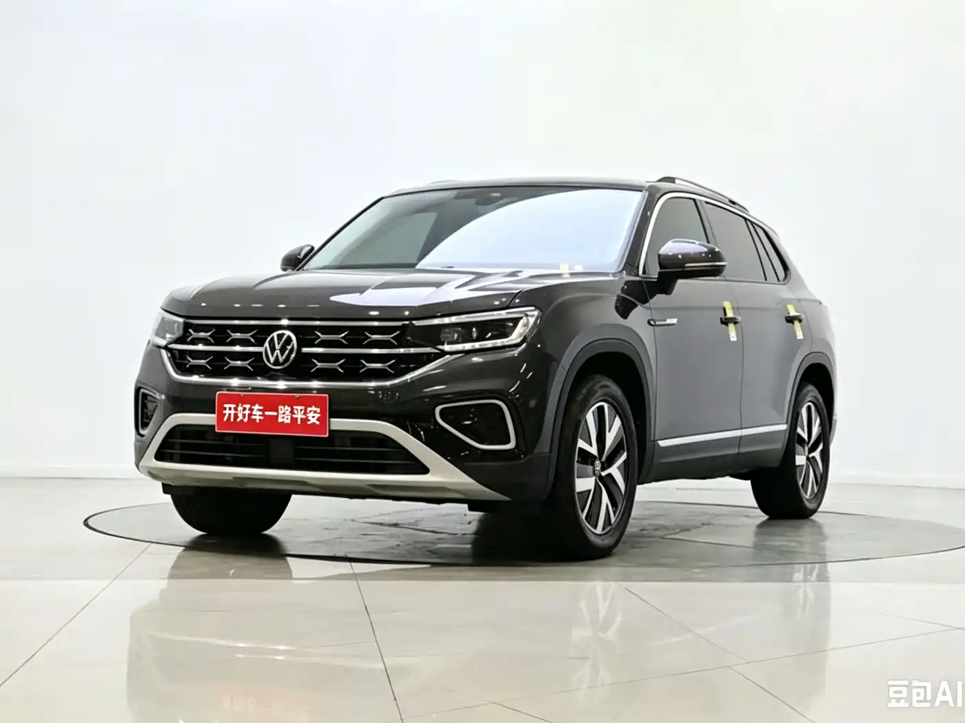 Volkswagen Tayron 2024 330TSI 2WD Luxury Plus Advanced фото 2