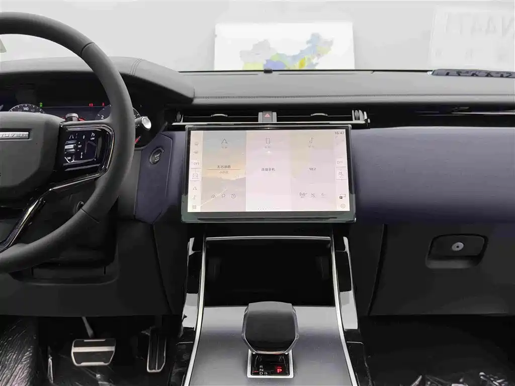 Фото 12 - Land Rover Range Rover Velar