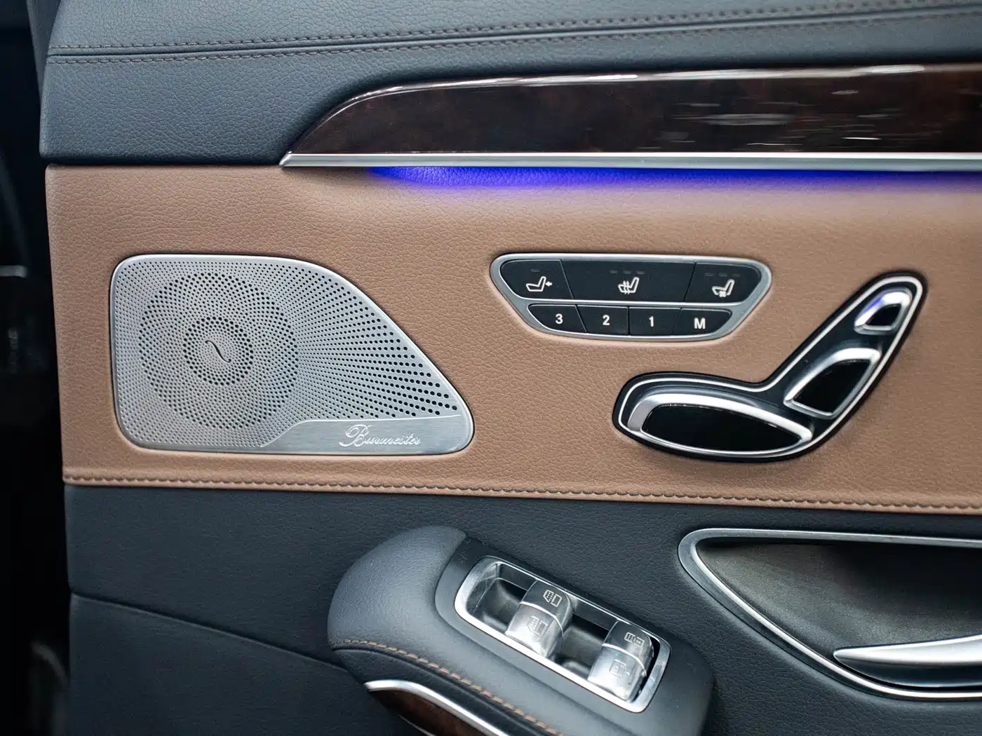 Mercedes-Benz S-Class 2020 S 350 L Premium Edition Collector's Version фото 31