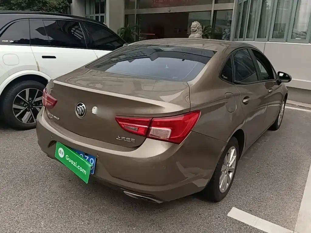 Buick Verano 2016 2015 Sedan 20T Dual-clutch Leading