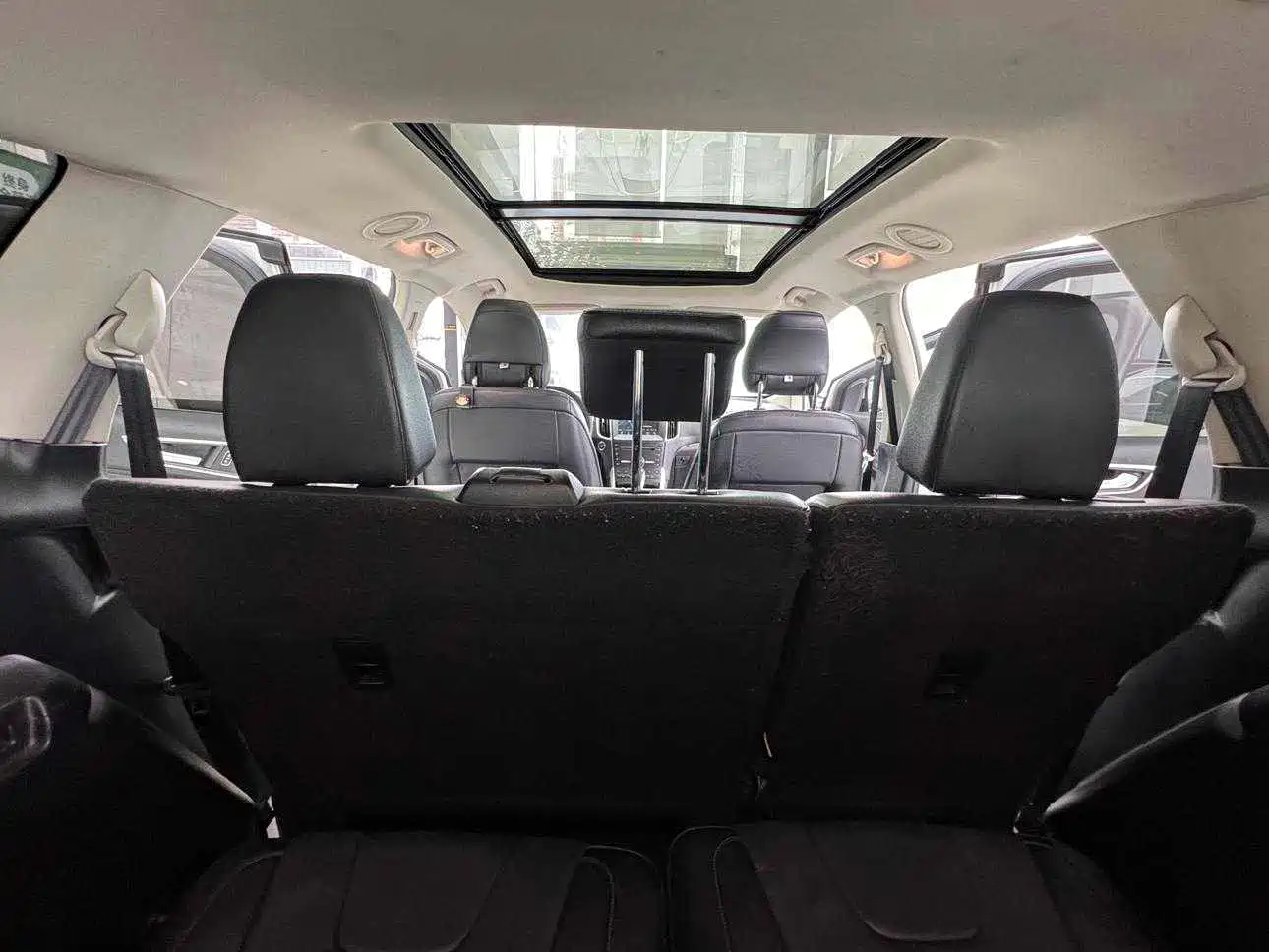 Фото 21 - Ford Edge