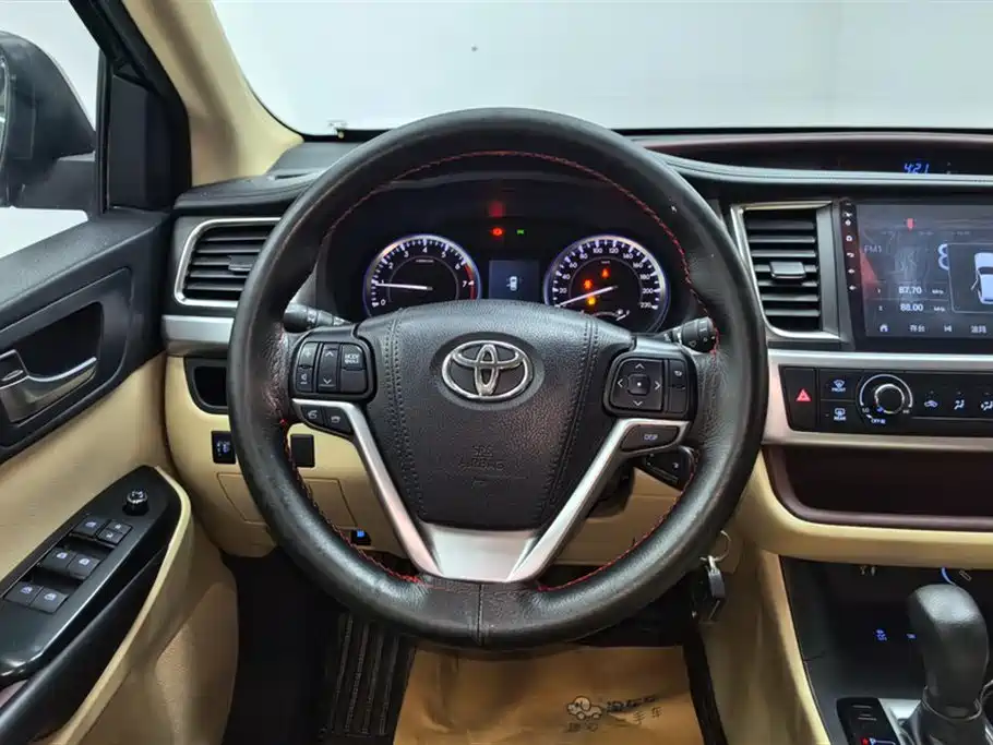 Toyota Highlander 2017 2.0T 4WD Elite 7-Seater фото 15
