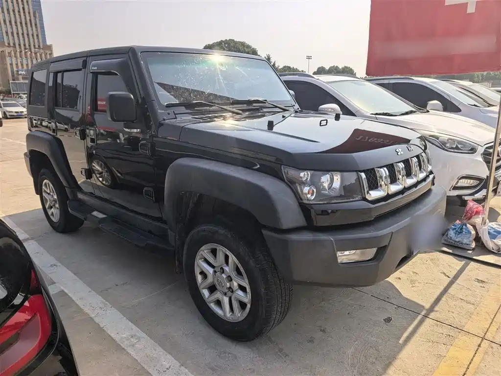 BAIC ORV Beijing Offroad BJ40 2016 Model 40L 2.0T Manual 4WD Premium фото 5