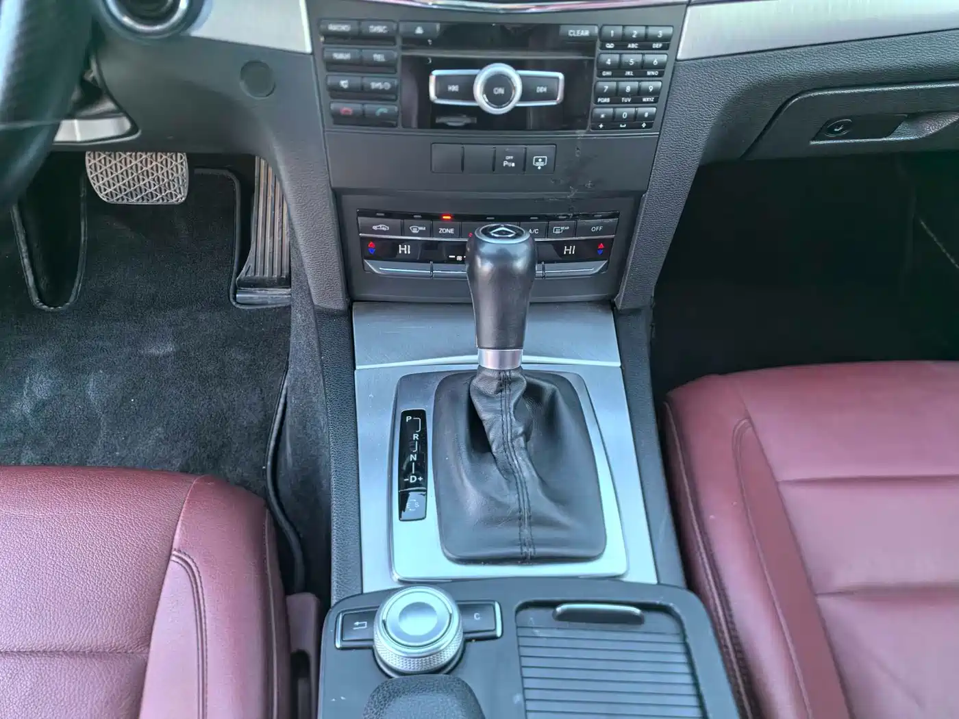 Mercedes-Benz E-Class (Import) 2011 E 260 CGI Coupe фото 10