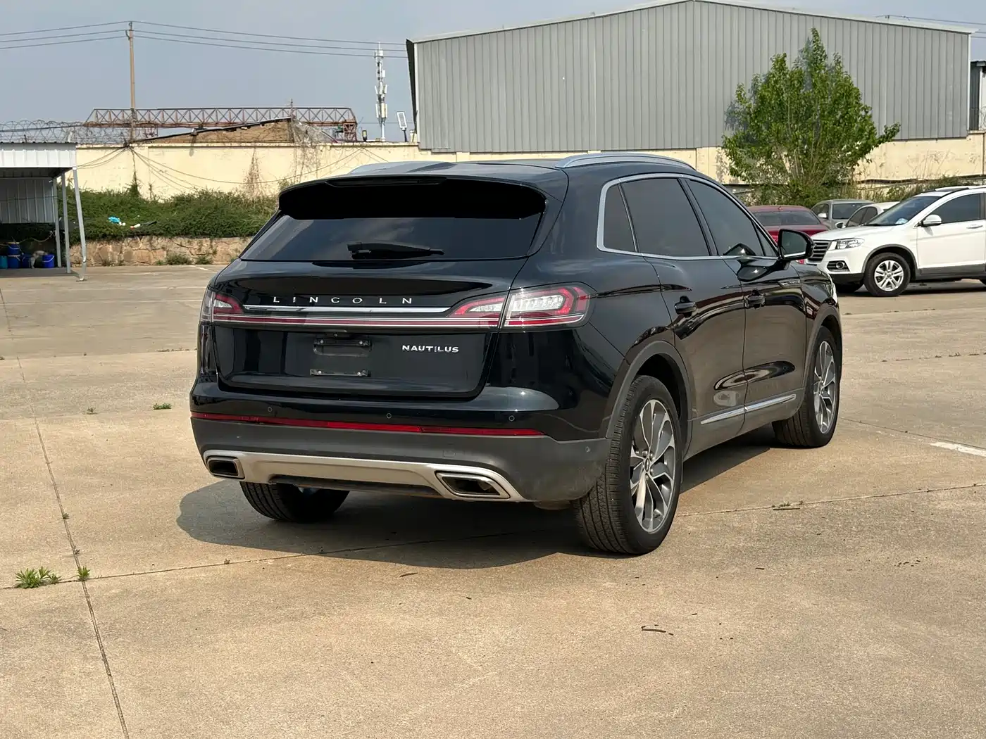 LINCOLN NAVIGATOR