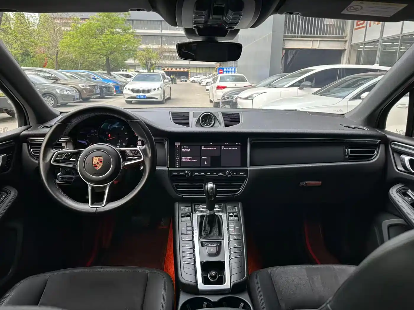 Porsche Macan 2018 Macan 2.0T фото 6
