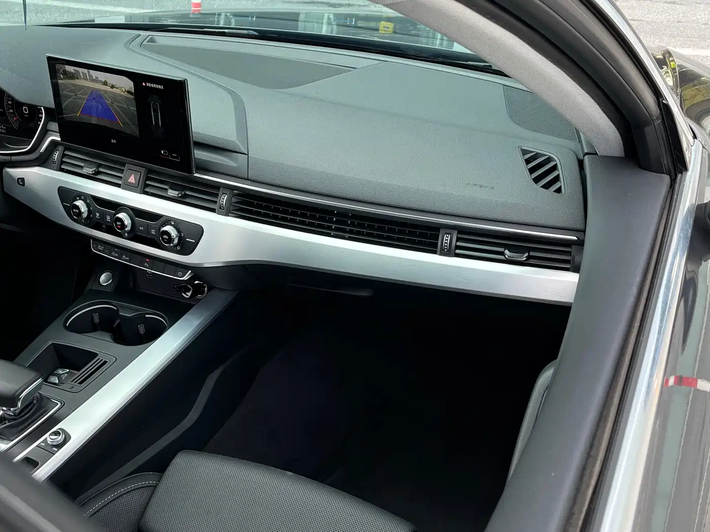 Audi A4L 2020 40 TFSI Fashion Dynamic Edition фото 18