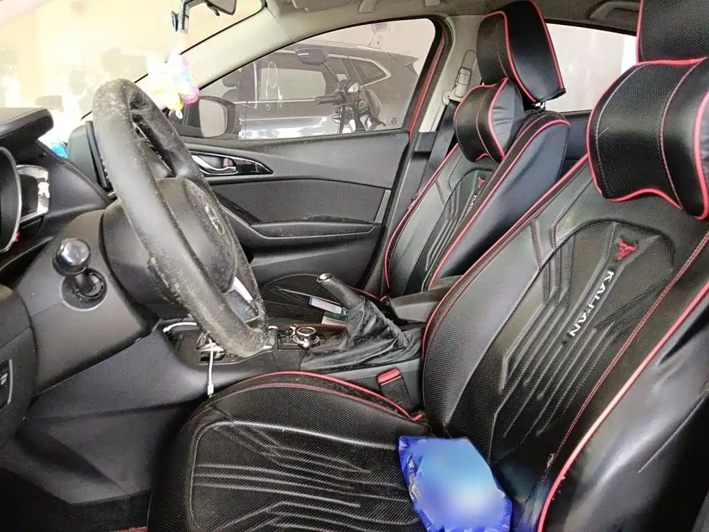 Фото 8 - Mazda Mazda 3
