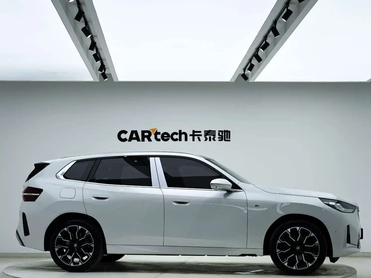 Фото 2 - BMW X3