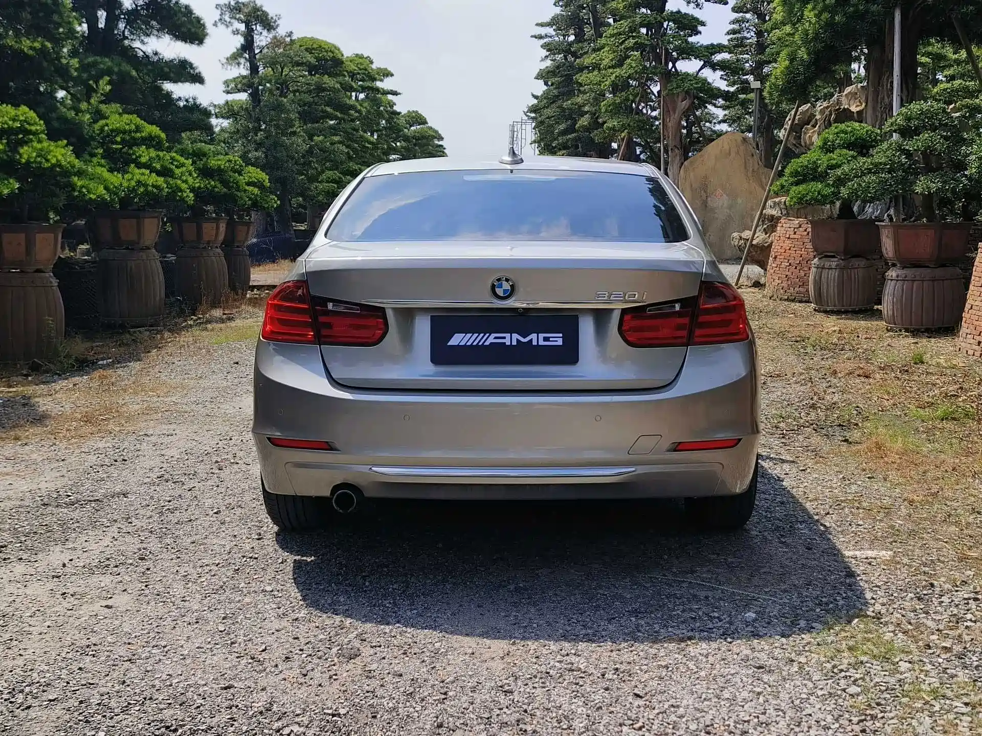 Photo 13 - BMW 3 Series