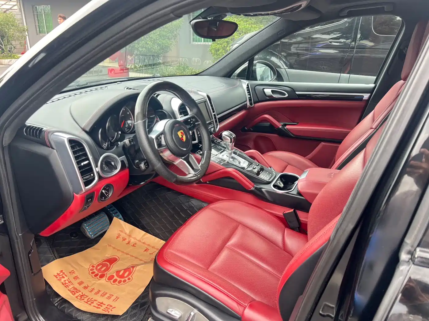 Porsche Cayenne 2011 Cayenne 3.0T фото 14