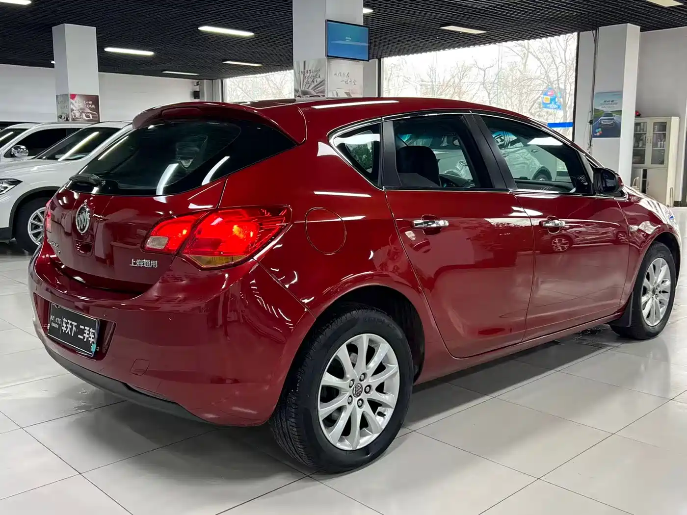 Buick Excelle 2014 XT 1.6L Automatic Fashion фото 6