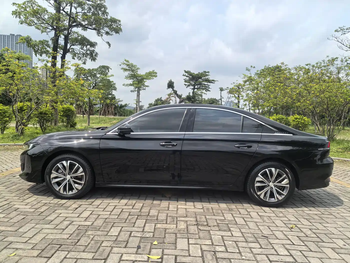 Peugeot 508 2022 508L 400THP PureTech Driving Control Edition фото 15