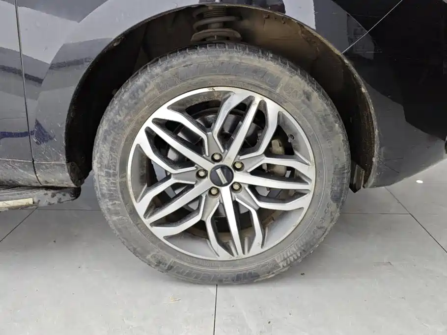 WEY VV5 2017 2017 2.0T Super Luxury Model