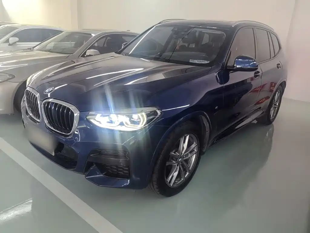 Photo 2 - BMW X3