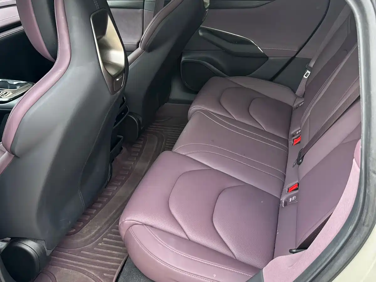 Xiaomi Auto Xiaomi SU7 2024 RWD Ultra Long Range Advanced Smart Driving Pro Edition фото 9
