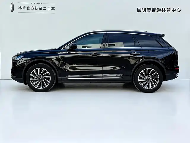 Lincoln Adventurer 2024 2.0T FWD Elegance Edition — фото 3