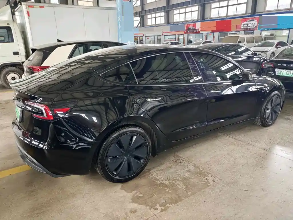 Tesla Model 3 2026 2025 Model Rear-Wheel Drive Edition
