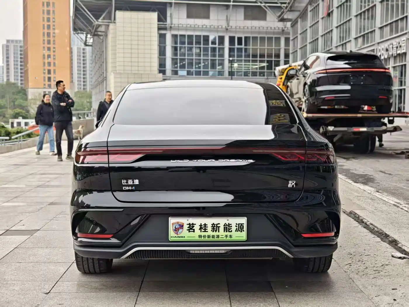 BYD Han 2025 DM-i 125KM Premium фото 5