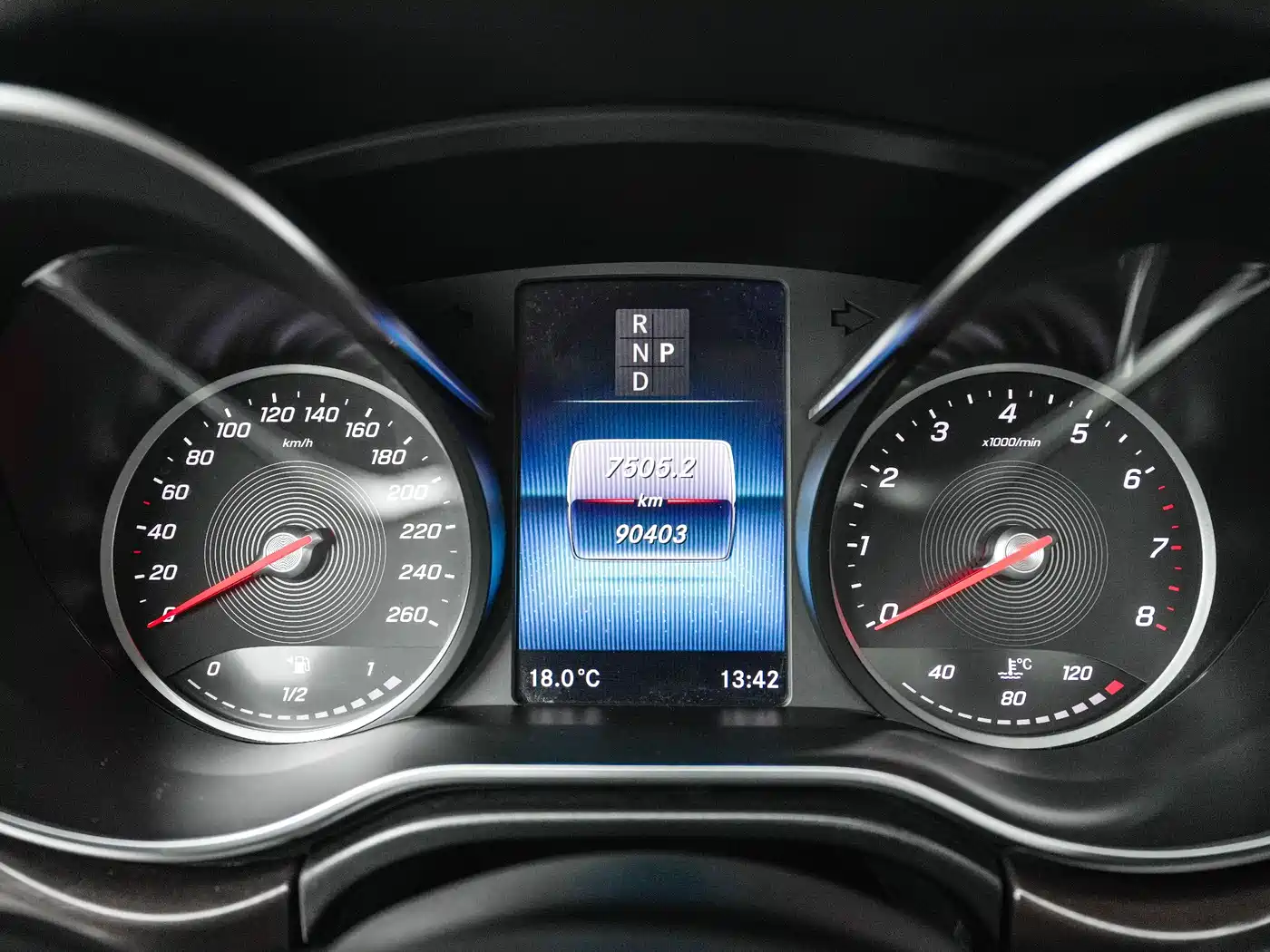 Mercedes-Benz V-Class 2021 V 260 Pilot Edition фото 13