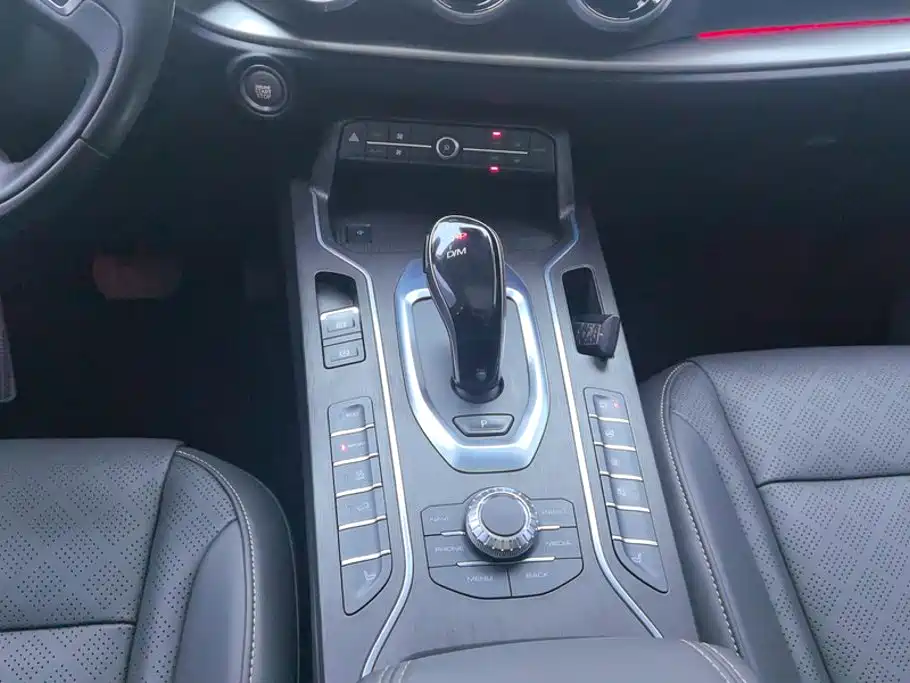 WEY VV6 2019 2020 2.0T 2WD Smart Enjoy+