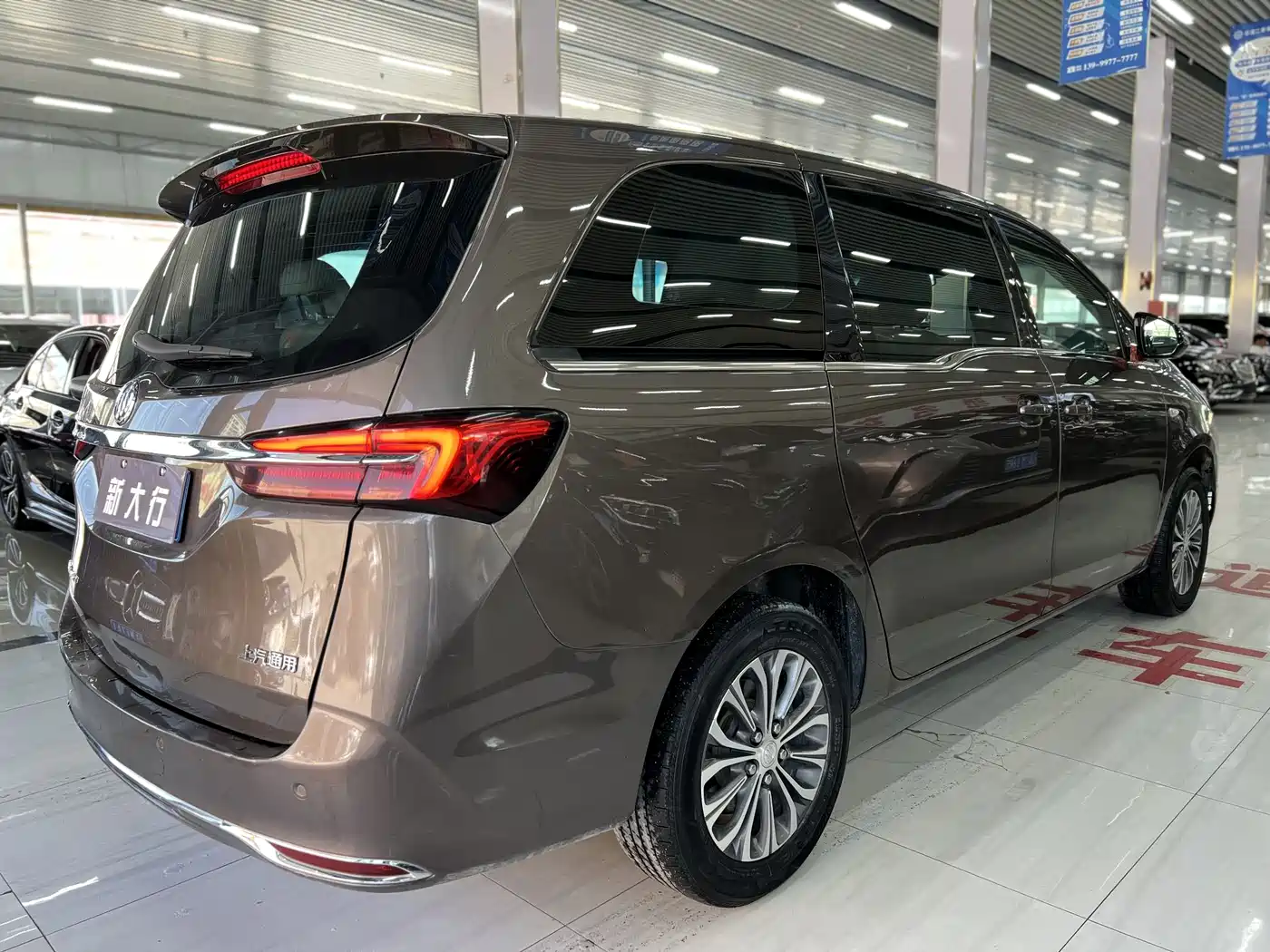 BUICK GL8