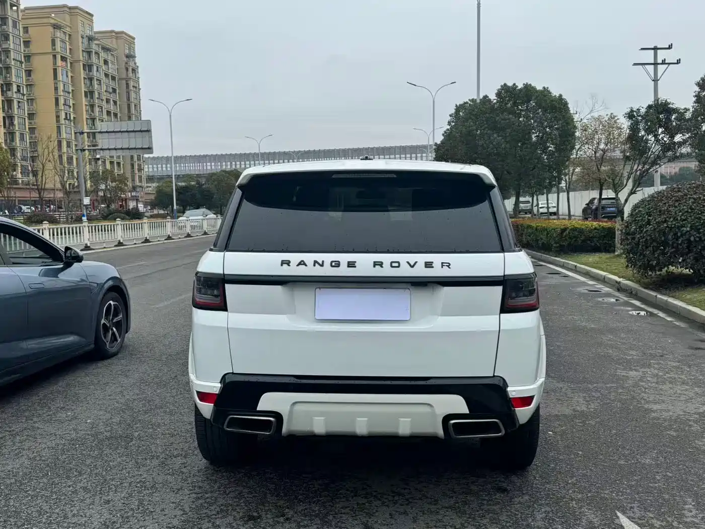 Land Rover Range Rover Sport 2015 3.0 SC V6 HSE фото 5