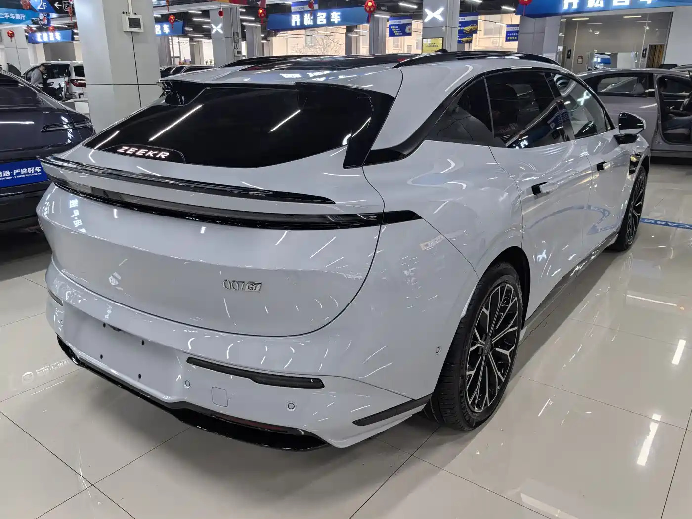 ZEEKR EXTREME KRYPTON 007GT