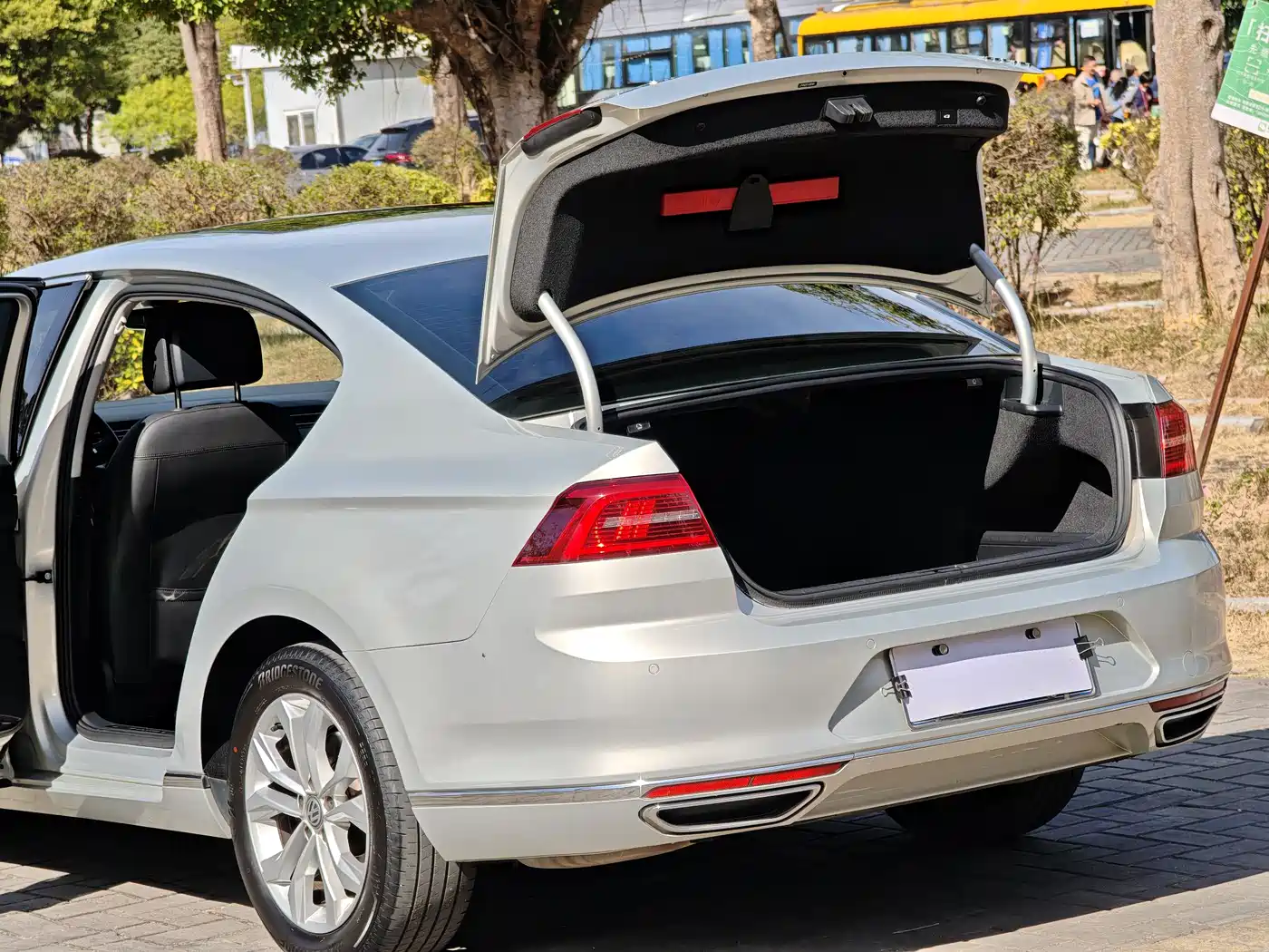 Volkswagen Magotan 2018 330TSI DSG Luxury фото 15