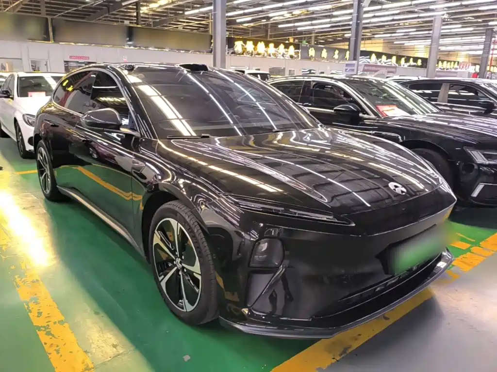Фото 4 - NIO ET5T